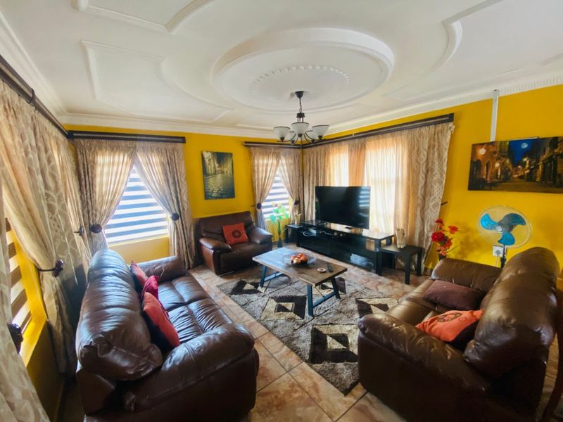 Spacious Double-Storey Living in Peaceful Kirkney - Photo 7