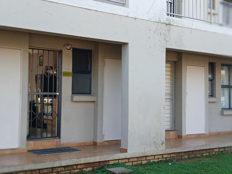 Modern 2 bedroom property for sale in The Stewards. - Photo 4