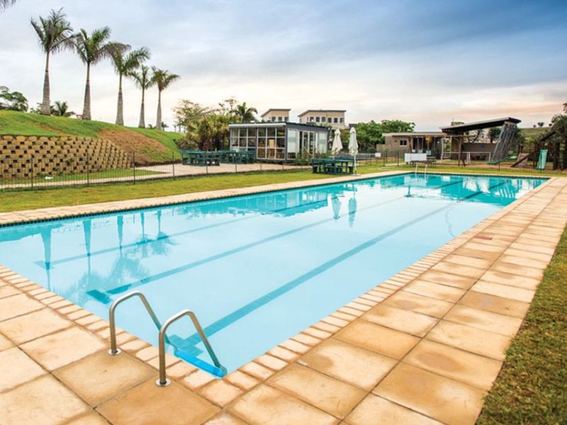 Opportunity in Palm Lakes Family Estate - Photo 7