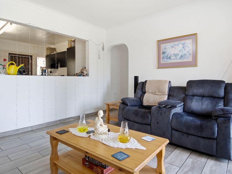 3 Bedroom House - Photo 5