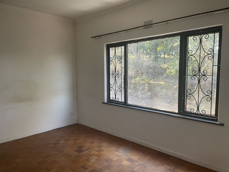 Shared House with 6 private units - Photo 5