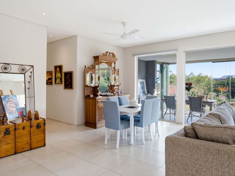 Luxury 3 Bedroom House for Sale in Renishaw Hills - Photo 10