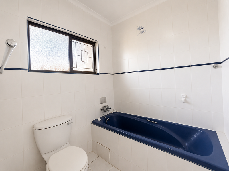3 Bedroom Family Home with Flatlet 1 – Endless Potential! - Photo 8