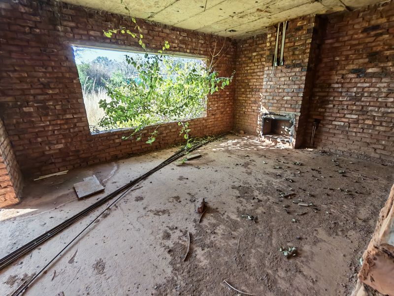 A Masterpiece in the Making in Magaliesberg Country Estate - Photo 9