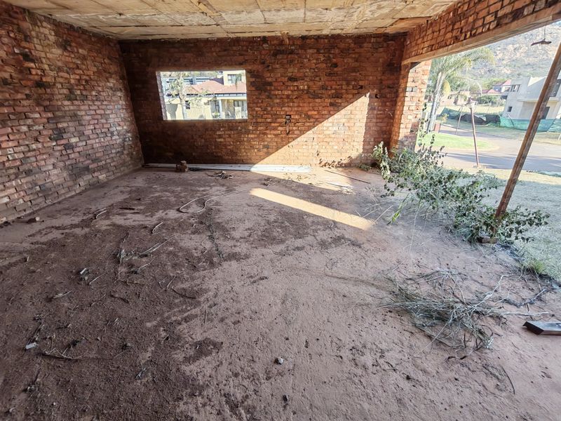 A Masterpiece in the Making in Magaliesberg Country Estate - Photo 6