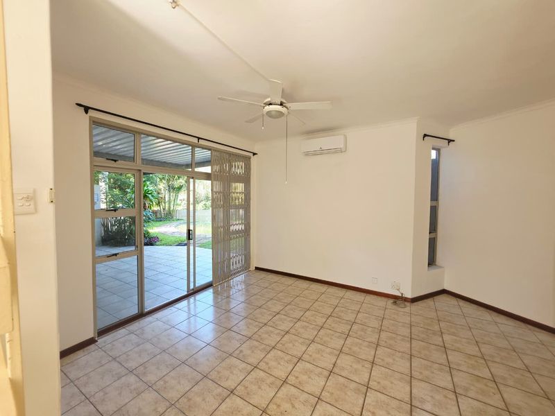 Move-In Ready 3 Bedroom Duplex with Private Pool - Photo 5