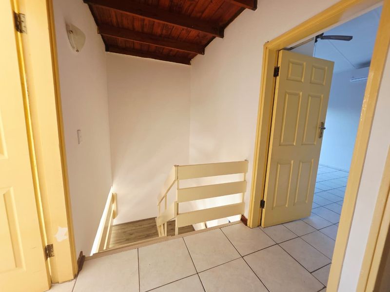 Move-In Ready 3 Bedroom Duplex with Private Pool - Photo 7