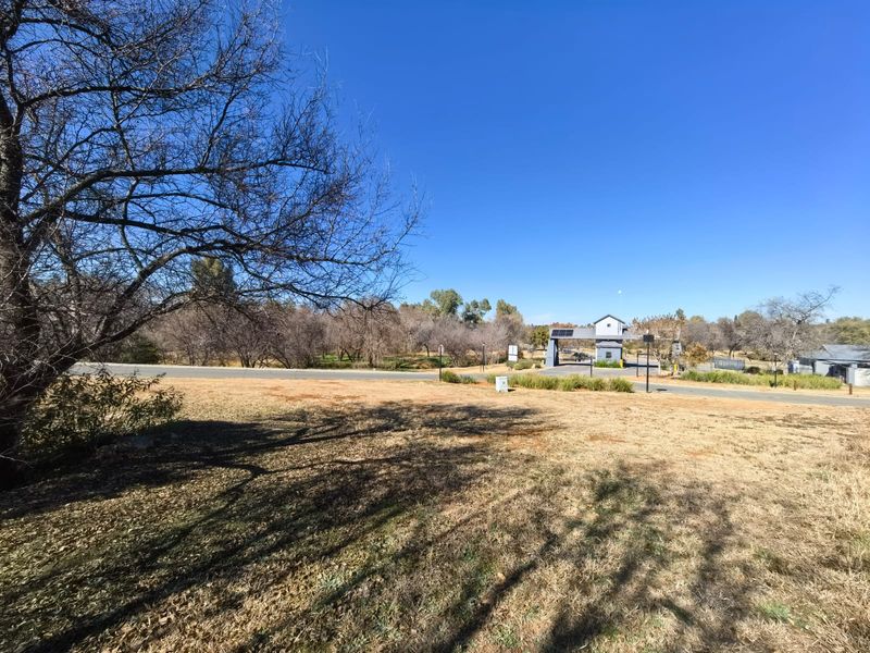Vacant stand for sale in Parys - Photo 1