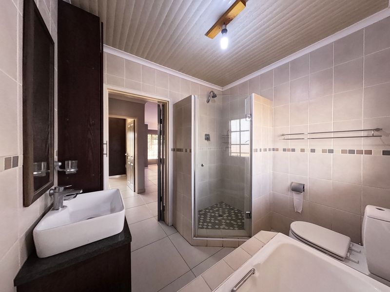 Secure, Stylish & Ready to Move In - Photo 8