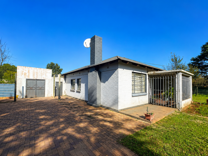 #House with Exceptional Business Potential/Fixing potential