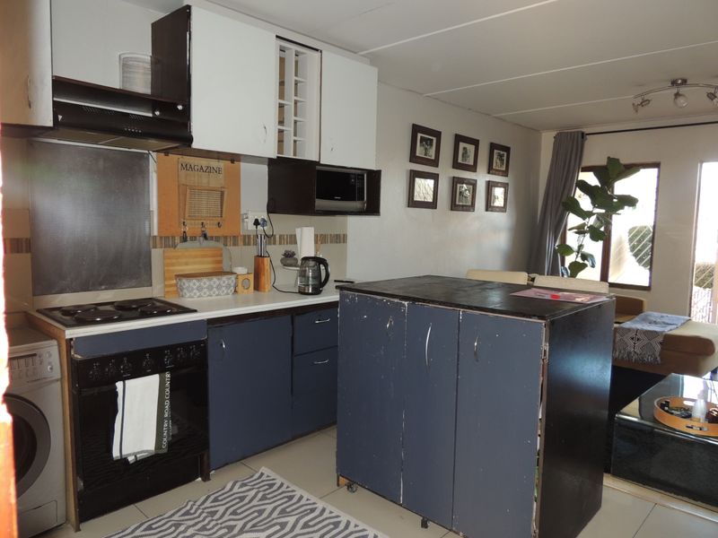 Your Own Private Garden. Your Own Peace of Mind. Welcome Home to Mondeor. - Photo 4