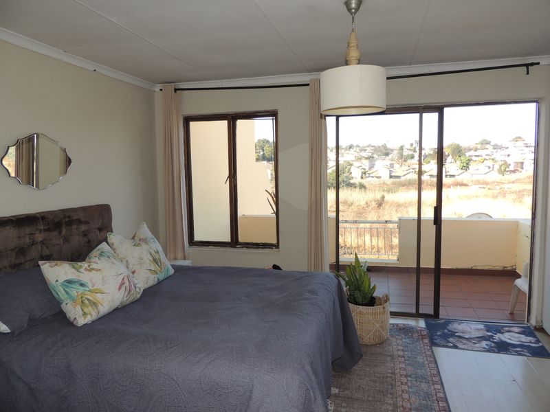Your Own Private Garden. Your Own Peace of Mind. Welcome Home to Mondeor. - Photo 8