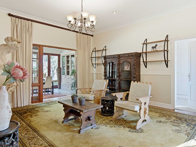 A Rare Single-Level Sanctuary in Prestigious Estate - Photo 7