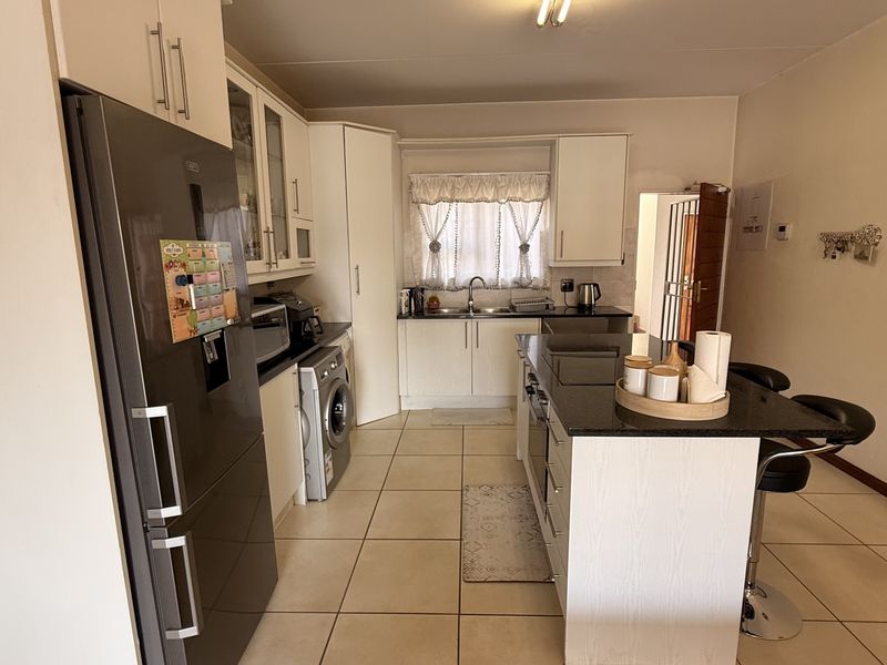 Parkview living at its finest - Photo 3