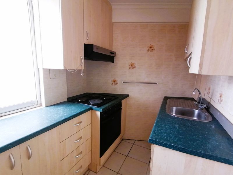 Apartment Rental Monthly In Gqeberha - Photo 4