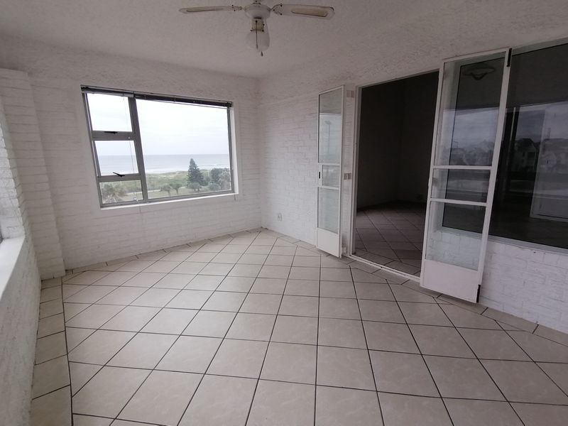 Apartment Rental Monthly In Gqeberha - Photo 9