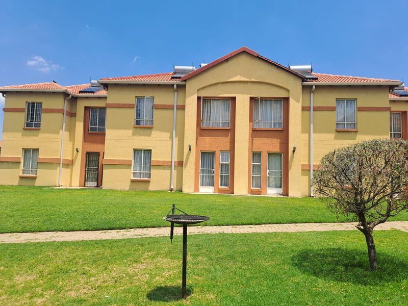 Community Living at its Finest- Safe with Lifestyle Amenities - Photo 10