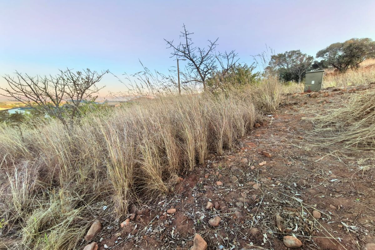 Prime 1131m2 vacant land for sale in Cashan, Rustenburg—ideal for your dream home! - Photo 3