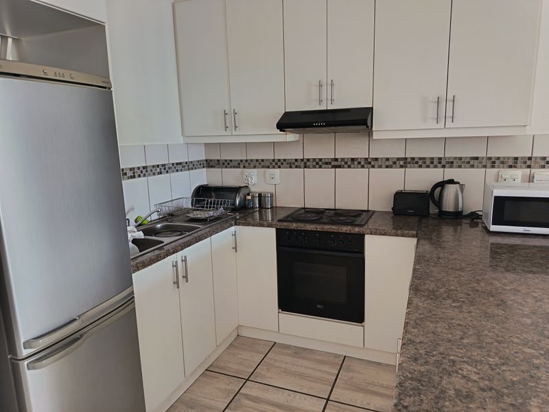 Apartment Rental Monthly In Langebaan - Photo 2