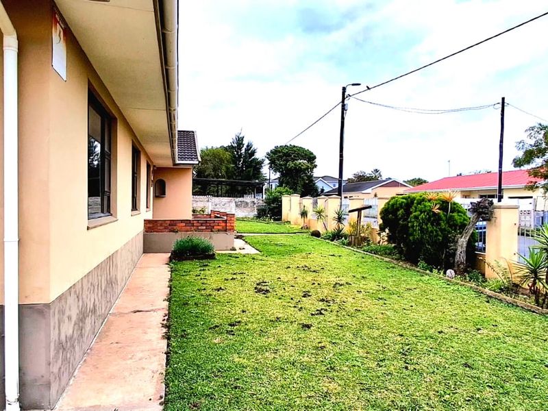 Spacious Family Home with Endless Potential in Willow Park - Photo 8