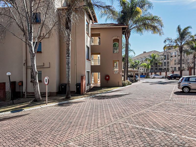 Spacious Garden Apartment Offering Comfort, Privacy & Exceptional Value