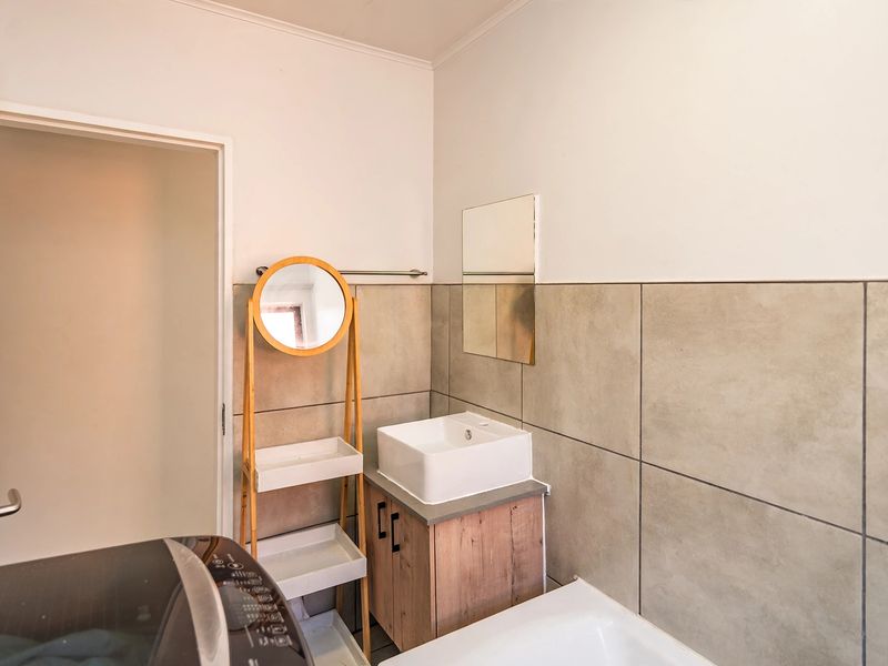 Beautiful 3 Bedroom Home For Sale in Orlando Lifestyle Estate! - Photo 9
