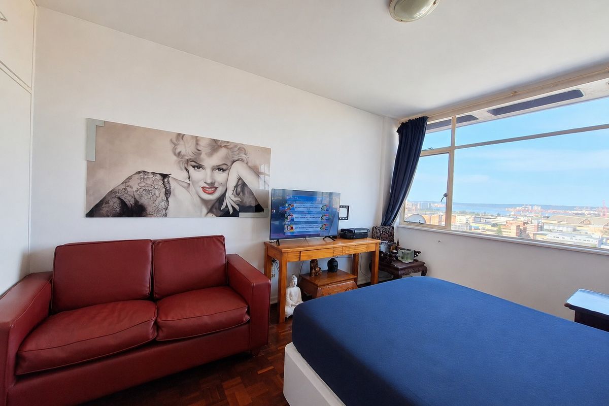 Flat For Sale In Durban - Photo 4