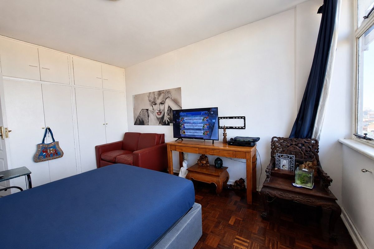 Flat For Sale In Durban - Photo 5