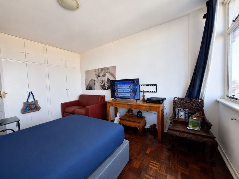 Flat For Sale In Durban - Photo 5
