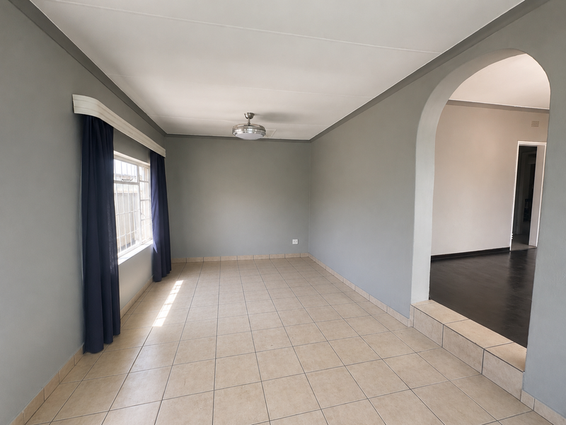 Spacious Family Home with Large Garden in Talbot Park, Klippoortje, Boksburg, - Photo 8