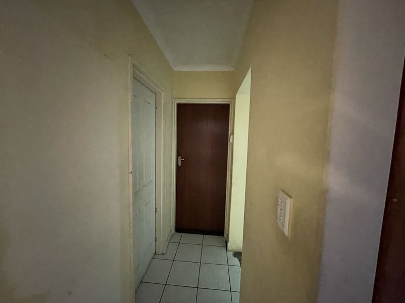 5 Bedroom House for Sale in Quigney - Photo 5