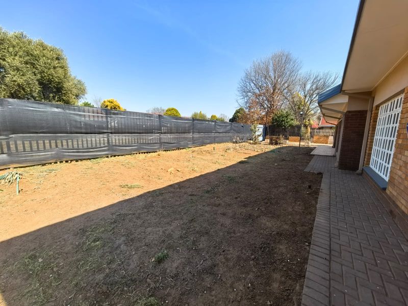 Uniqe family home for Sale in Parys - Photo 3