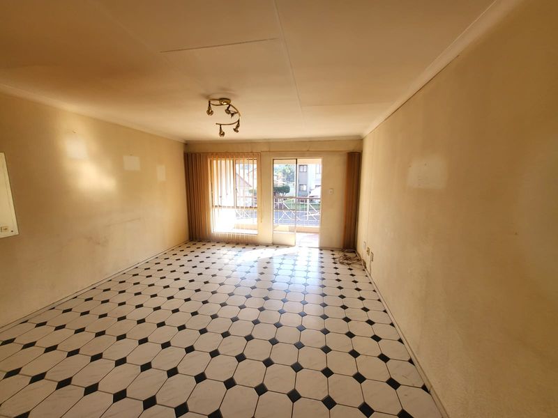 Move-In Ready 2-Bedroom Townhouse for Sale Oakdene - Photo 3