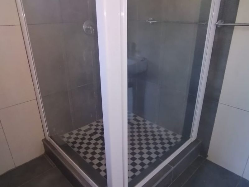 Compact 1 Bedroom Cottage to Rent - Photo 8