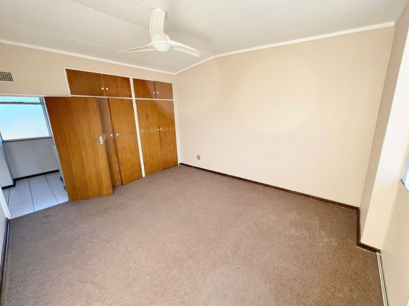 2-Bedroom Duplex with Study and Private Garden - Photo 10
