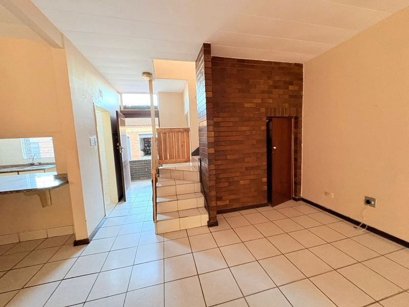 2-Bedroom Duplex with Study and Private Garden - Photo 6