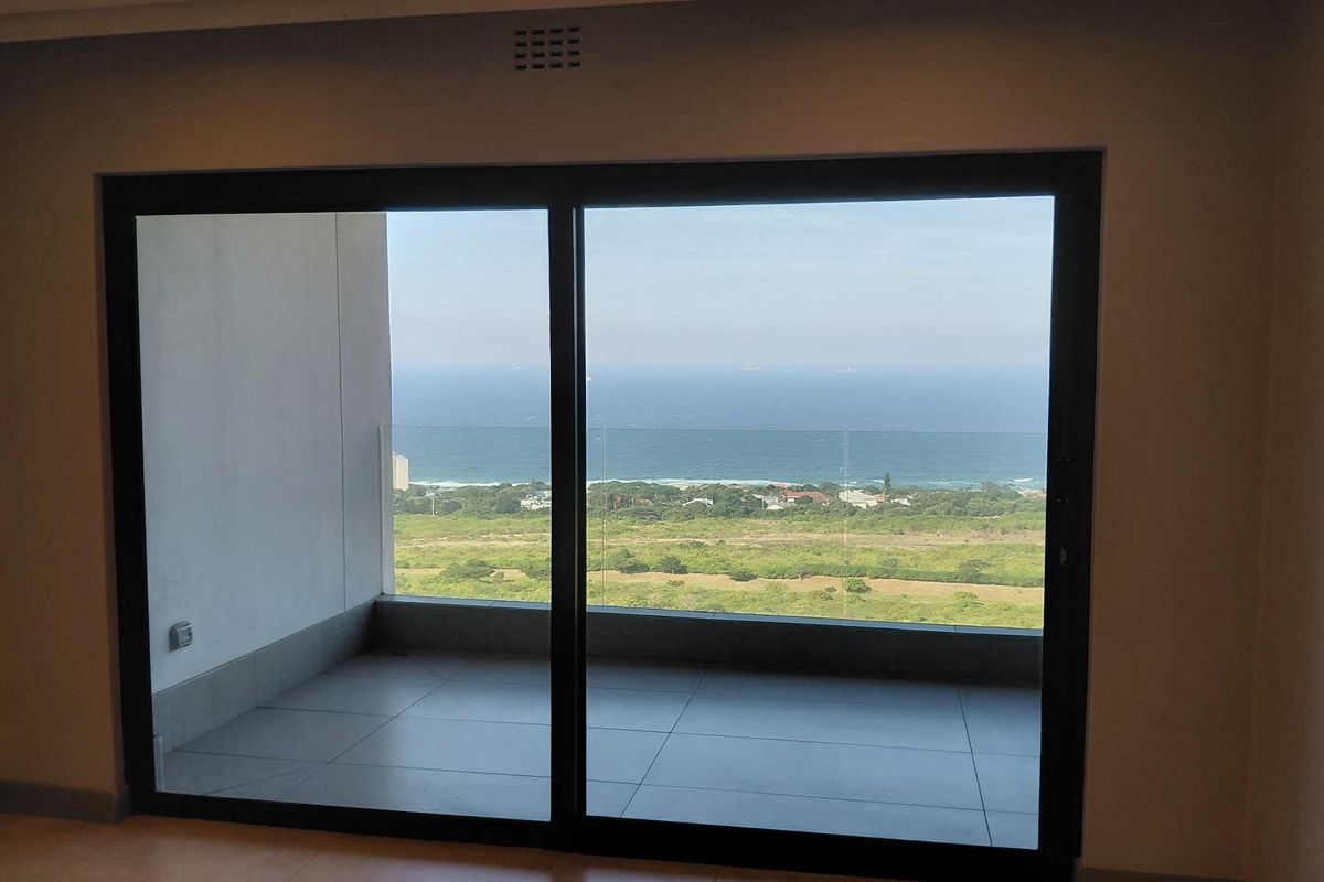Modern 3 Bedroom Apartment in Ridgeside Residence - Photo 2