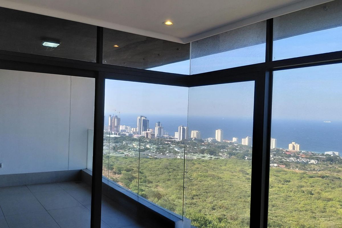 Modern 3 Bedroom Apartment in Ridgeside Residence - Photo 3