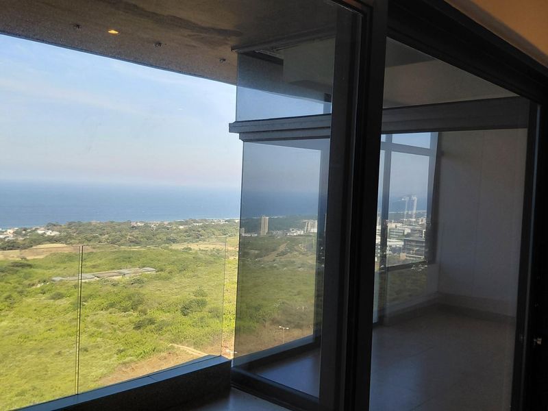 Modern 3 Bedroom Apartment in Ridgeside Residence