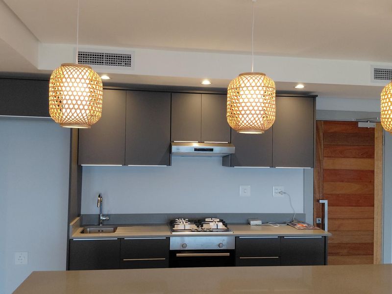 Modern 3 Bedroom Apartment in Ridgeside Residence - Photo 4