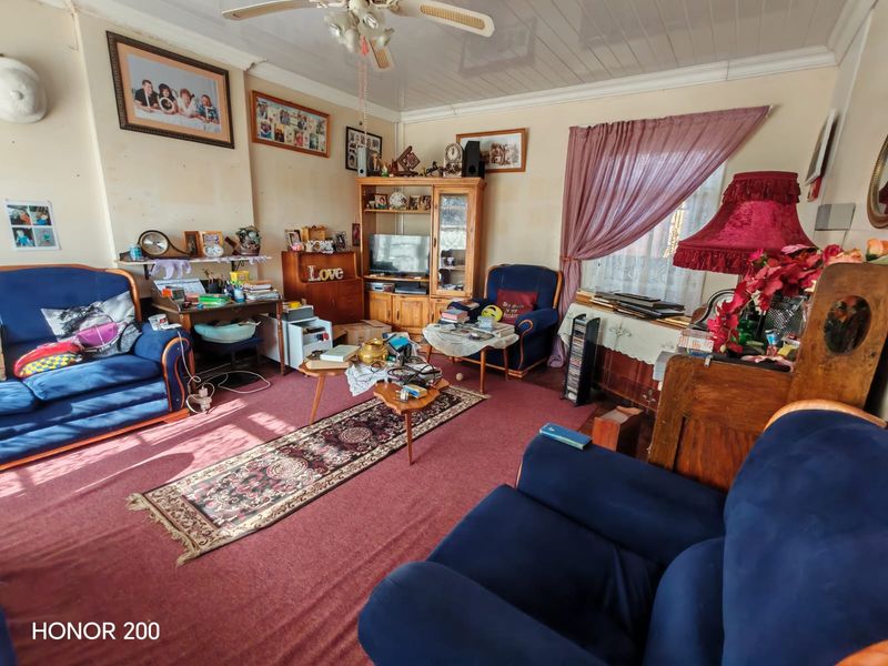 3 Bedroom House for Sale in Sasolburg Ext 1 - Photo 5