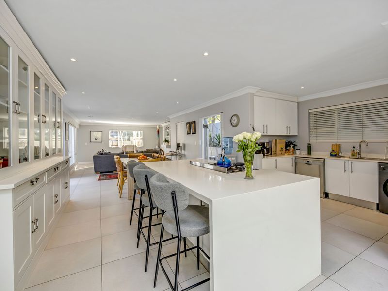 Freehold Property in Sought After Estate - Photo 8