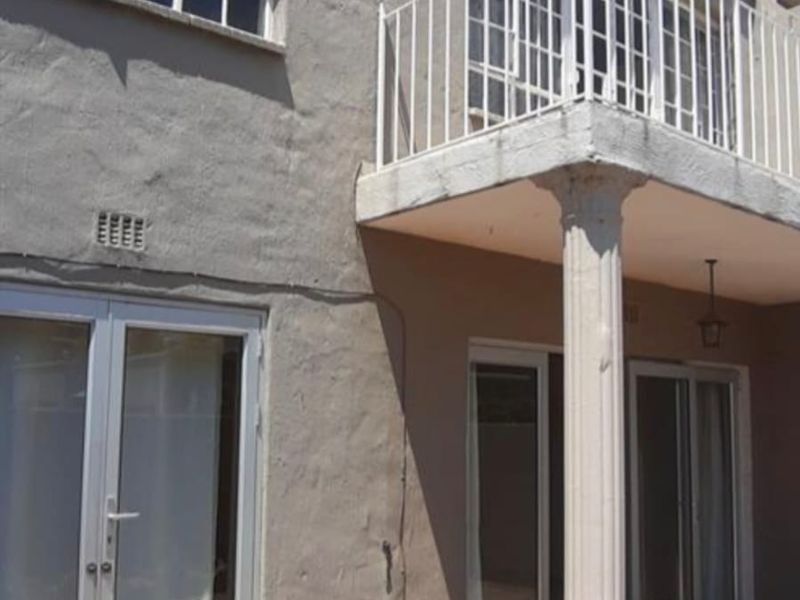 Secure, Pet-Friendly 3 Bedroom Living with Fantastic Complex Amenities - Photo 4