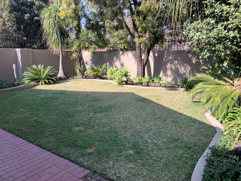 Immaculate and Beautiful Home for sale in the Moot Area - Photo 2