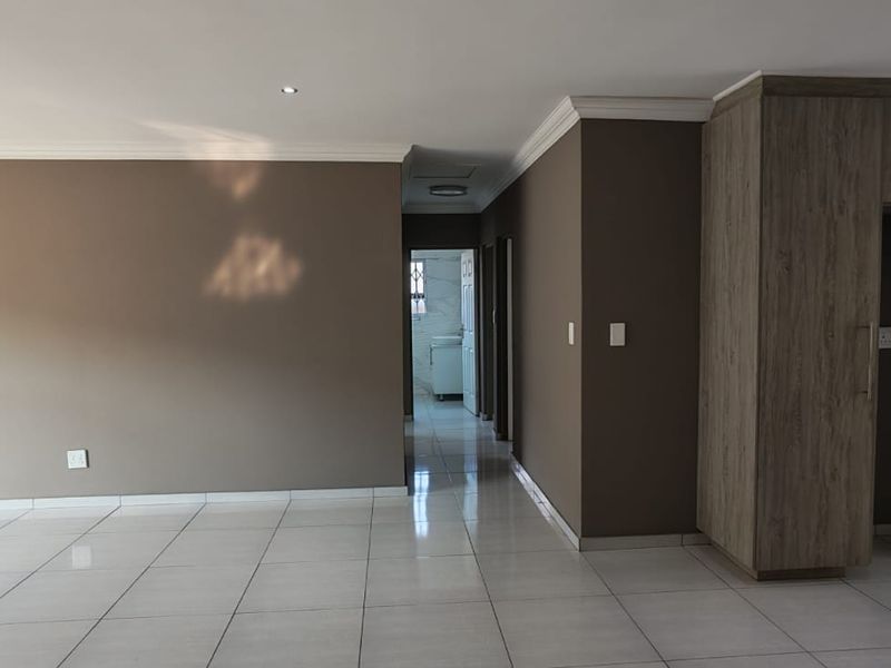 Cluster For Sale In Alberton - Photo 10