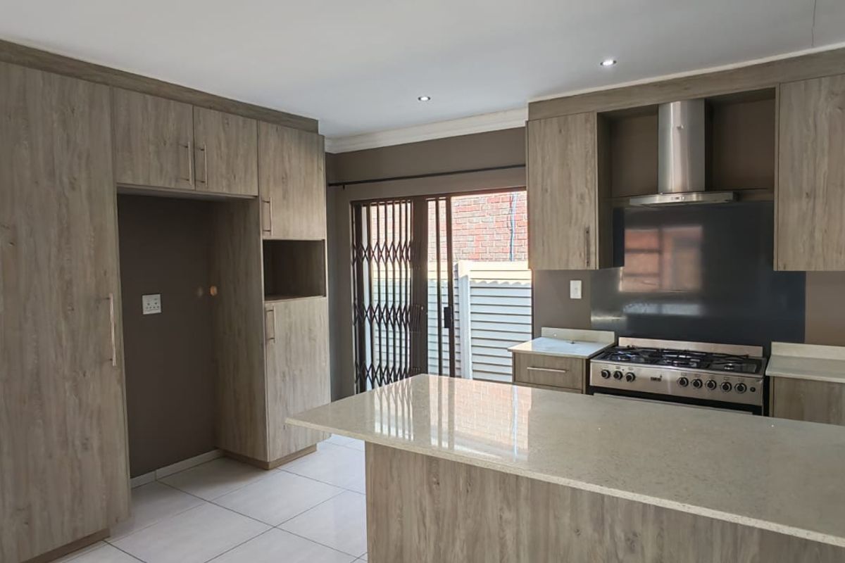 Cluster For Sale In Alberton - Photo 4