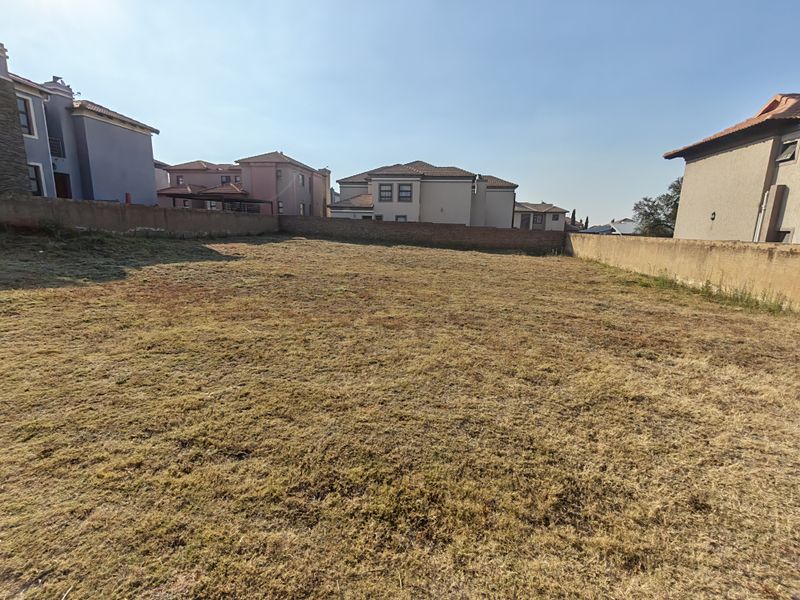 Build the Home You've Always Dreamed of in Prestigious Magaliesberg Country Estate - Photo 7