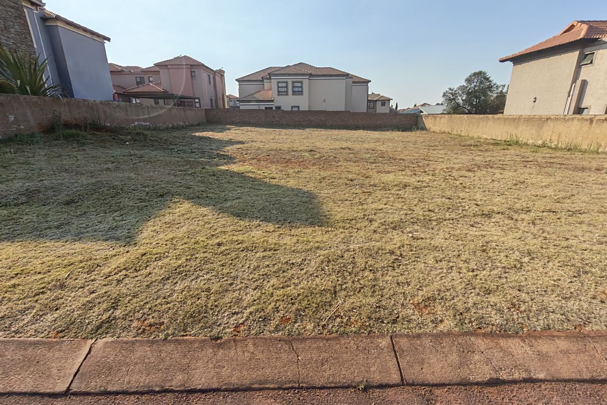Build the Home You've Always Dreamed of in Prestigious Magaliesberg Country Estate - Photo 5