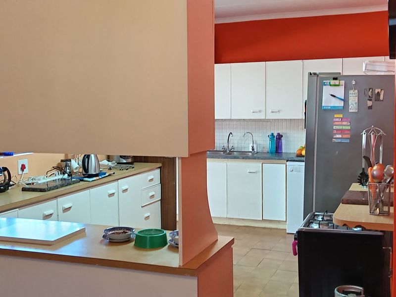Home with a flat! - Photo 8