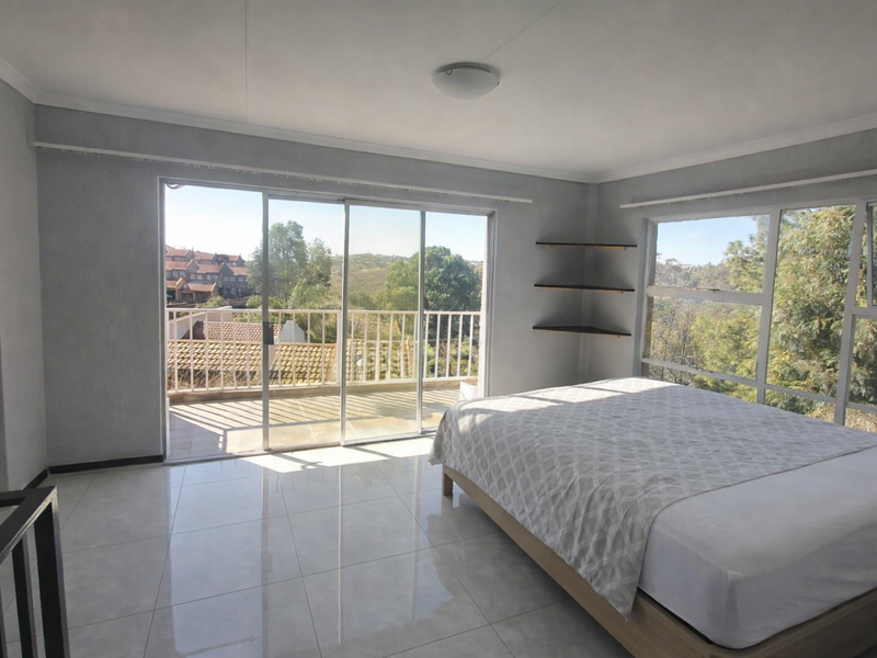 Spacious 2 Bedroom Duplex To Rent - Photo 10